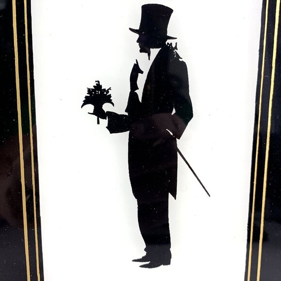 Silhouette Painting on Reverse Domed Glass Pictures of Couple Victorian Lot of 2 - Picture 5 of 8